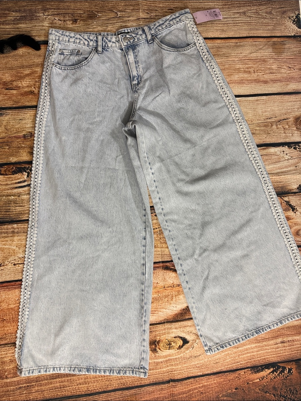 NWT Wild Fable Mid Rise Ultra Wide Leg Lace Trim Jeans Light Wash 14